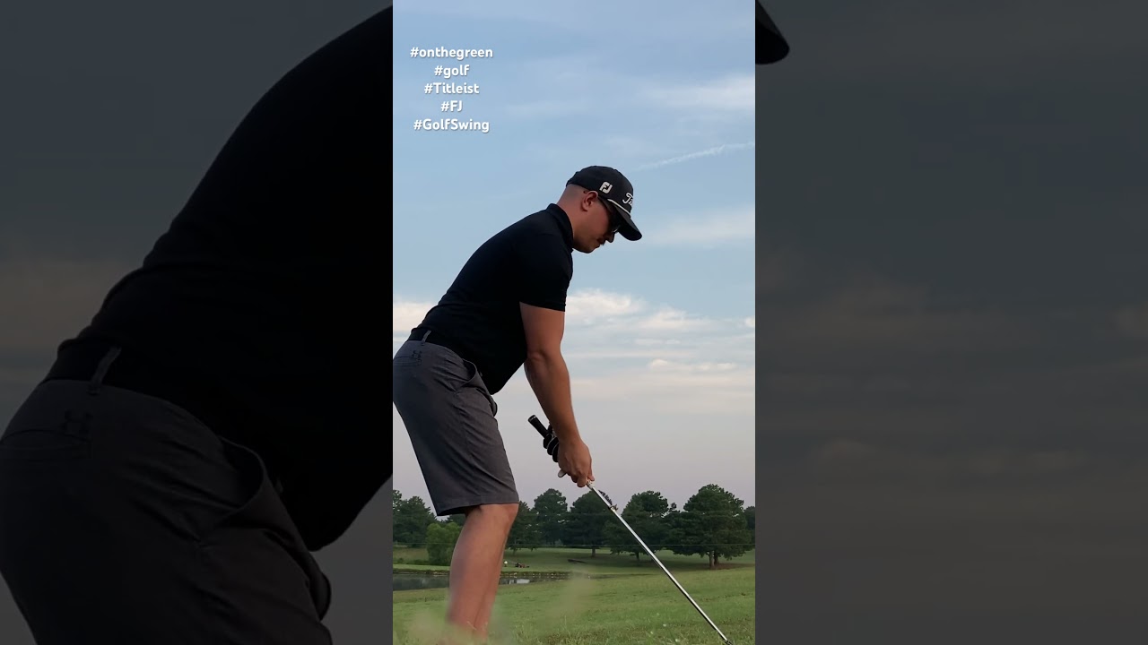 ON THE GREEN #golfswing #golf #titleist