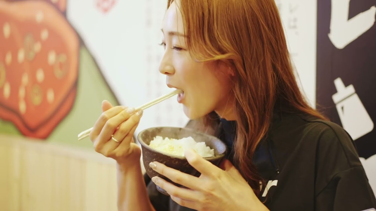 焼肉すだく公式アンバサダー、女子プロゴルファー松田鈴英PR動画、株式会社総合近江牛商社