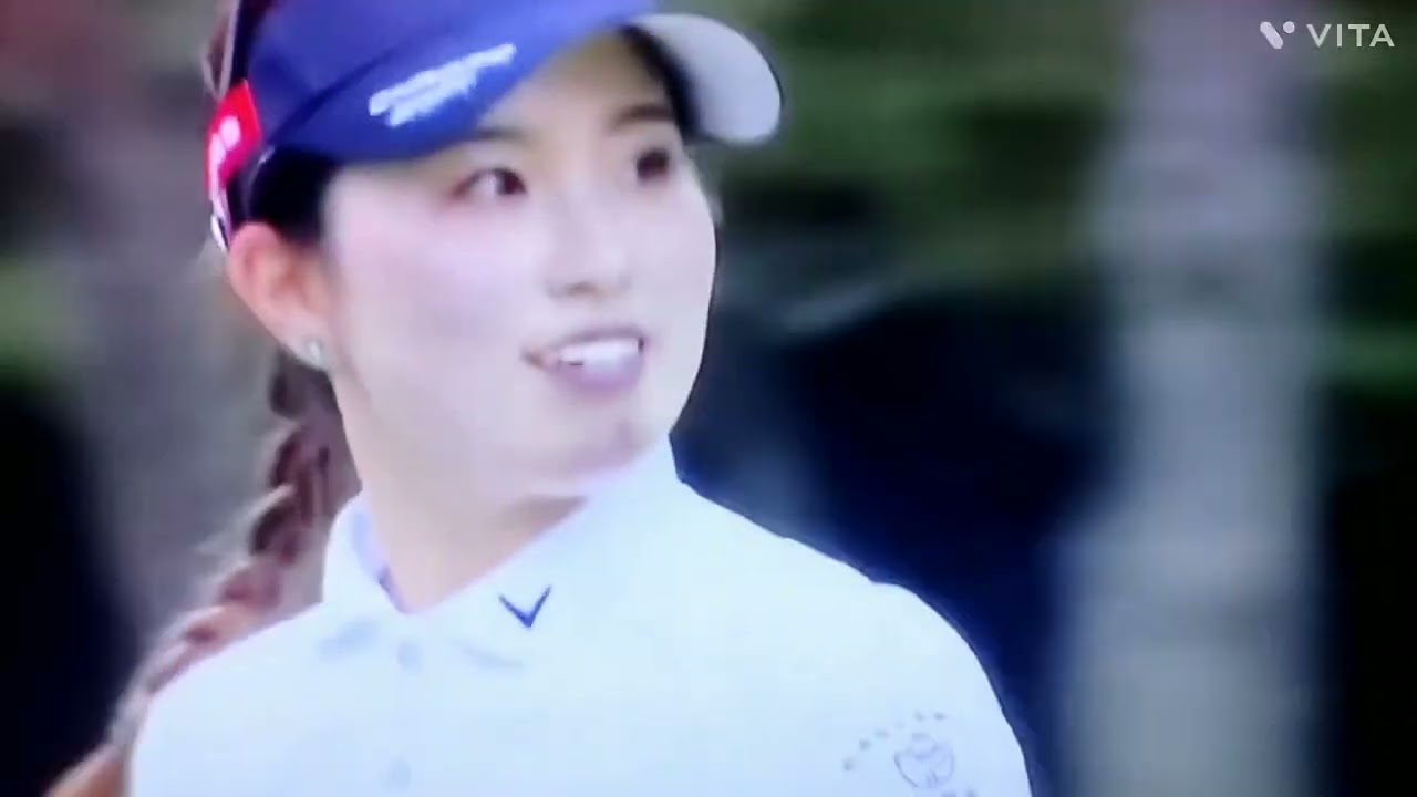 西村 優菜プロ❤️ニチレイレディース2022最終日、逆転優勝☺️ナイスショットしてクラブにヨシヨシ☺️可愛いねぇ🎵