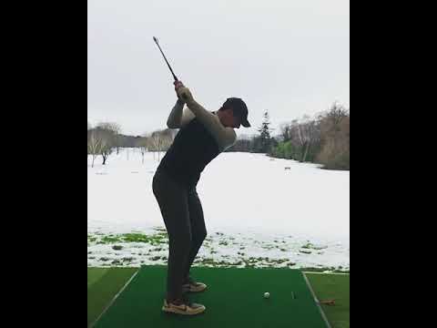 ロリー・マキロイ　ゴルフスイングスロー