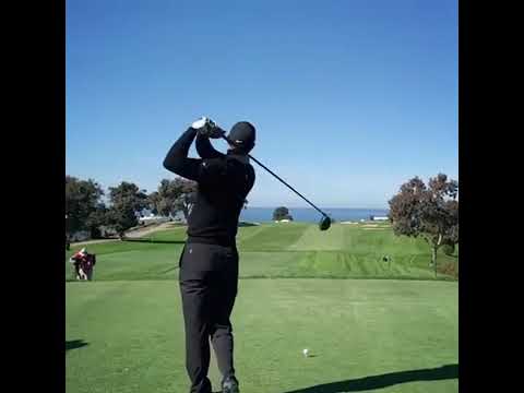 Tiger Woods Pre-Shot Routine & Awesome Swing Motion, ゴルフ皇帝「Tiger Woods」幻想的なスイングモーション＆スローモーション