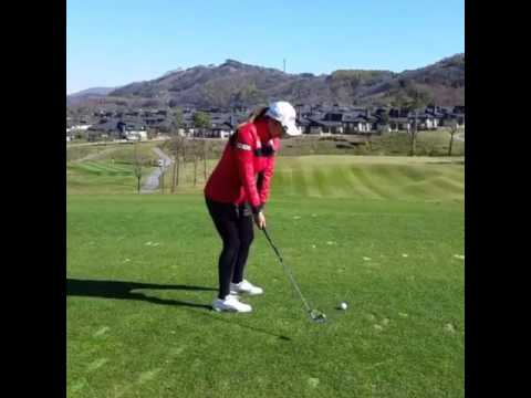 イボミ、ナイスショット⛳