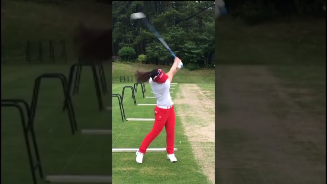 Yuri Yoshida 吉田 優利