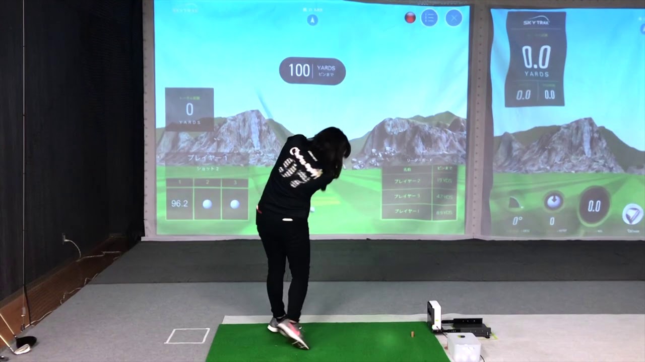 新潟初　女性トーナメントプロコーチ　近藤飛佳里　新潟市　ゴルフスタジオ