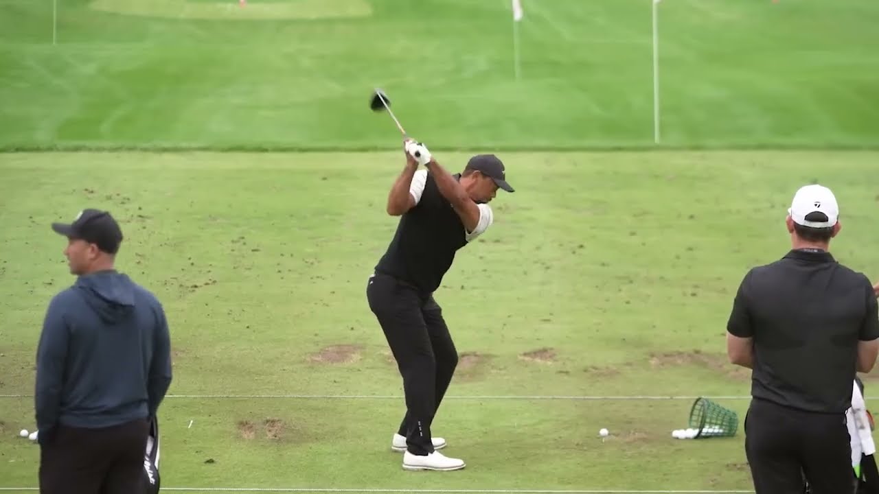 2024 Tiger Woods Range Session & Awesome Swing Motion, タイガー・ウッズのレンジセッションと素晴らしいスイングモーション