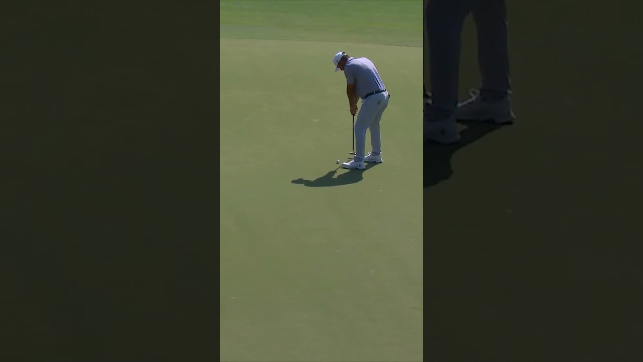 Big roll, bigger roar! Bryson DeChambeau with his first birdie of the morning.