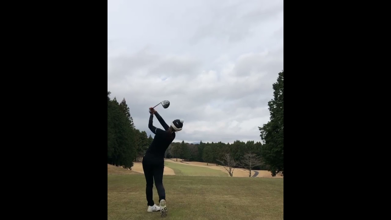 【ドライバースイング】キム ハヌル（Kim Ha-neul）スローモーションあり