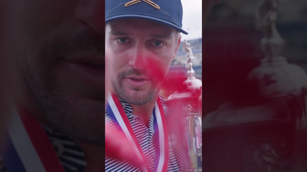 One last autograph for @brysondechambeau 🖊️