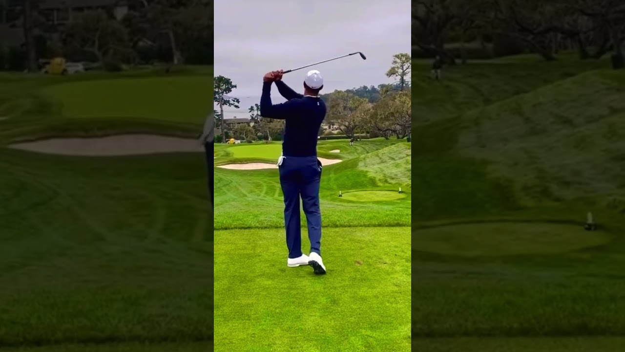 Tiger Woods Wedge Swing