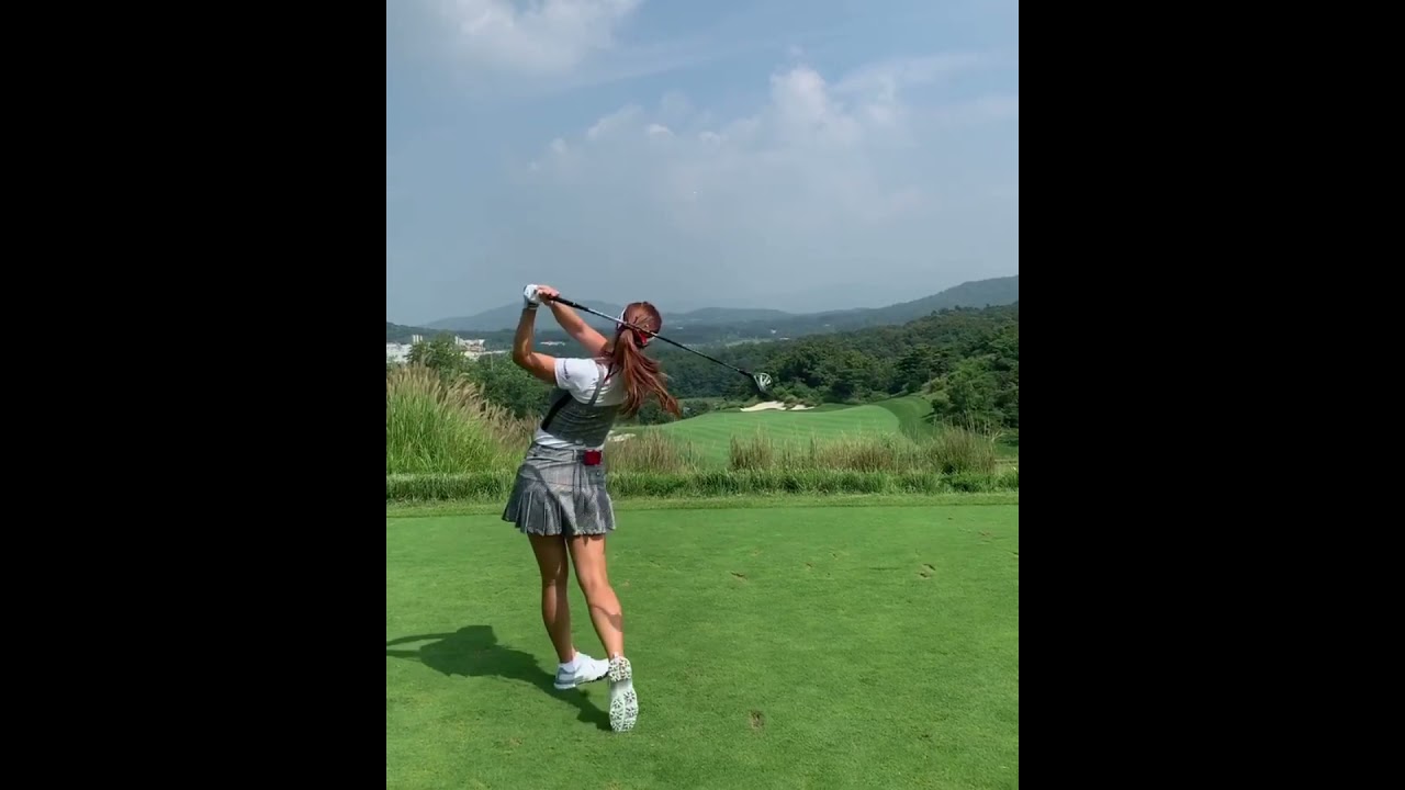 【キレイなスイング】キム ハヌル（Kim Ha-neul）スローモーションあり