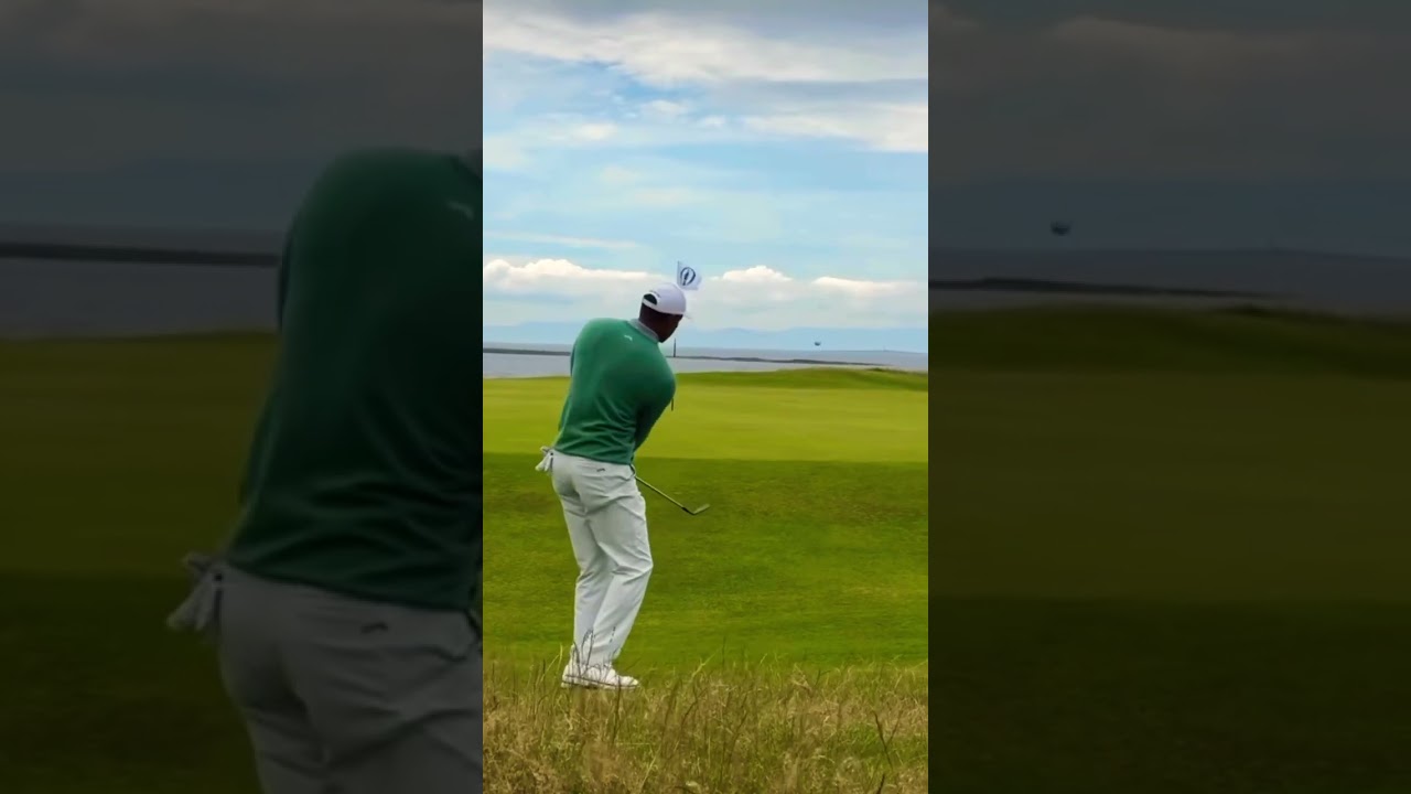 Tiger Woods Chipping Motion 2024