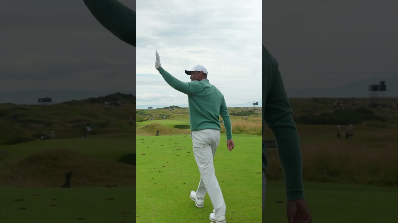 Tiger's first look at Royal Troon 👀 #theopen