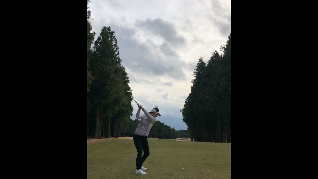 【ドライバースイング】キム ハヌル（Kim Ha-neul）スローモーションあり