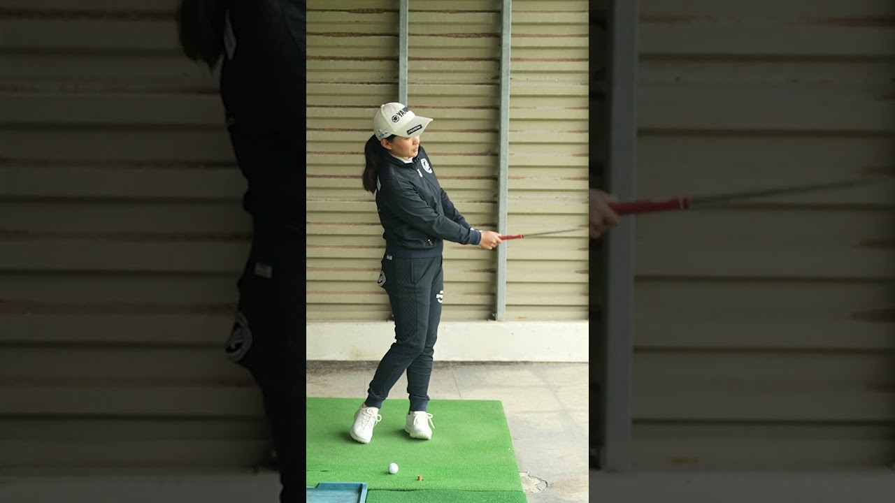 大半は出来てない！正しいアプローチの方法 #ゴルフレッスン  #永井花奈  #プロゴルファー
