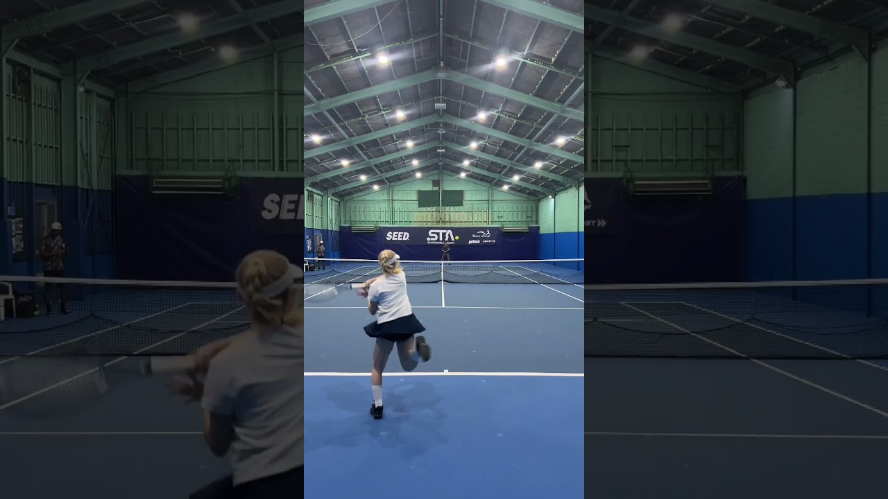 金髪テニス女子のグリップが厚すぎた【#shorts】