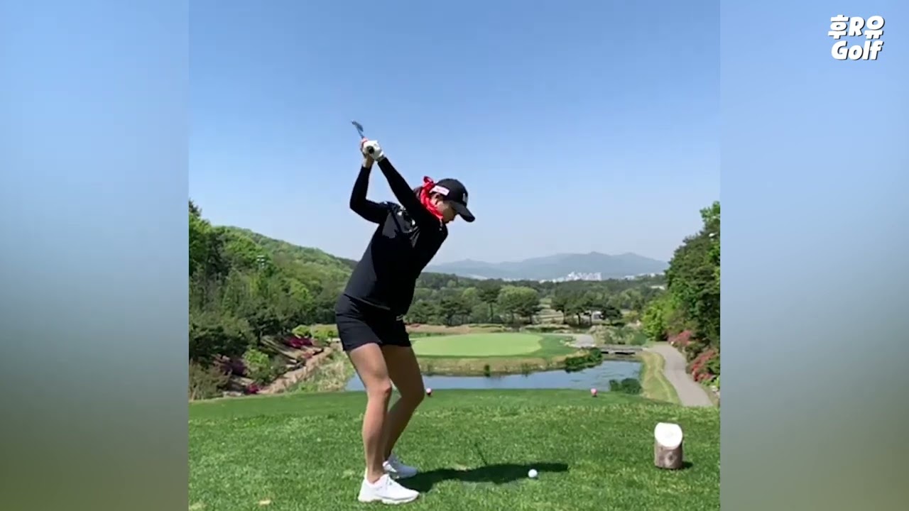 데뷔초부터 갤러리를 몰고 다니며 KLPGA에 '삼촌팬' 신드롬을 일으킨 김하늘프로~ 💕멋진 스윙 감상해보세요~ ᕼᗩ ᑎEᑌᒪ KIᗰ  キムハヌル