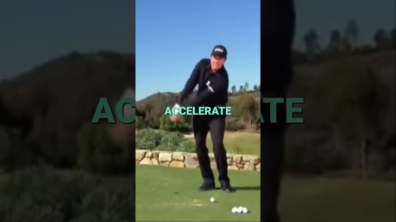 Phil Mickelson’s tips to hit PERFECT chip shots from inside 50 yards ⛳️ #golfshorts #golftips #golf