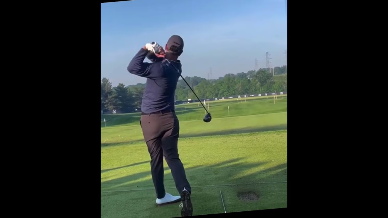 Trying to Swing like a Pro #golf #swinglikeaPro # Adam #golfing #golfswing #golfer #pgatour