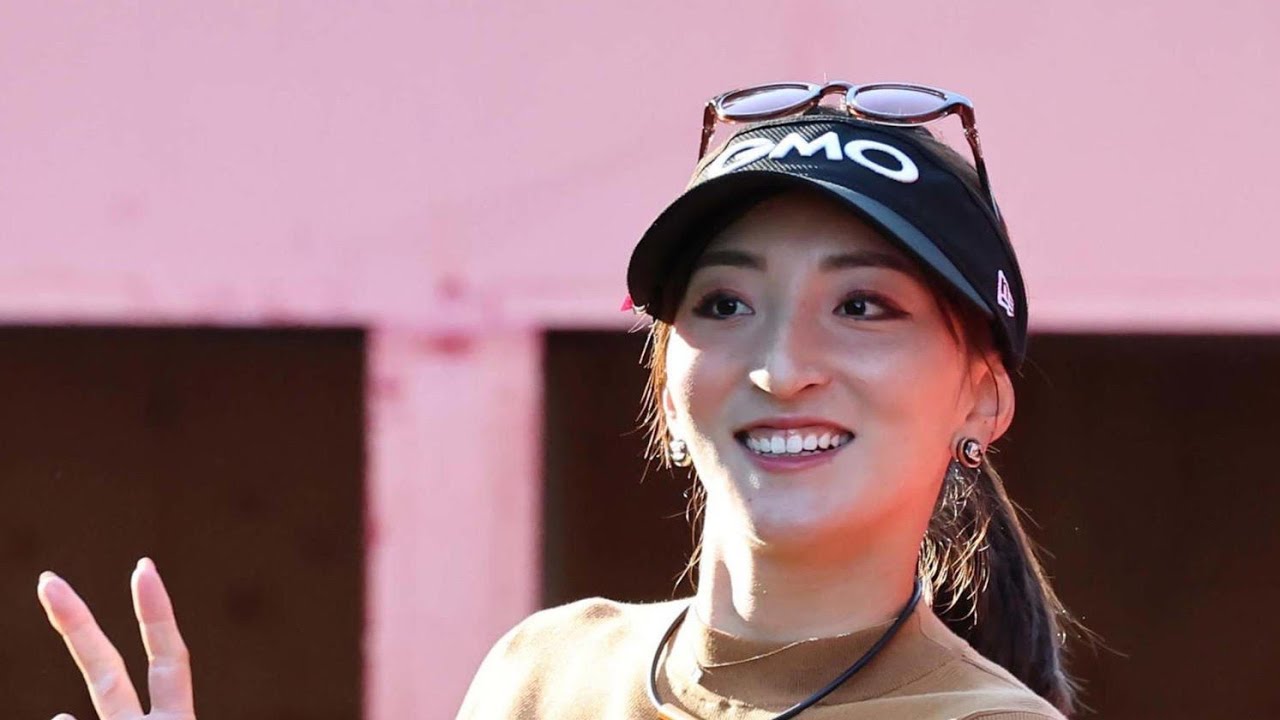 脇元華が私服、部屋着、水着姿も披露「美女ふたり」松田鈴英とハワイ旅で「充電完了」drama News