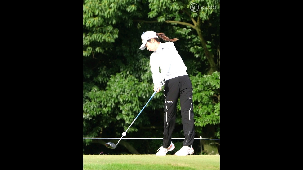 Throw the club with your pelvis open. She is Yuka Yasuda