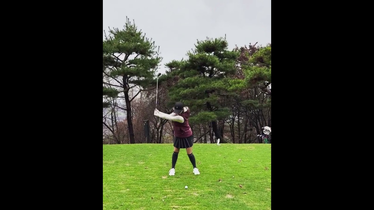 【ティーショット】イボミ/ Bomee.lee