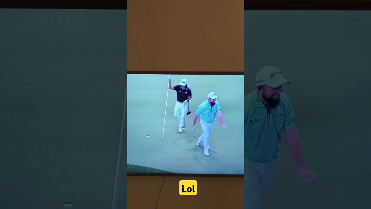 Rickie Fowler throws the flag at opponents ball. TGL match 1 #golf #tglive #tgl #pga #livgolf