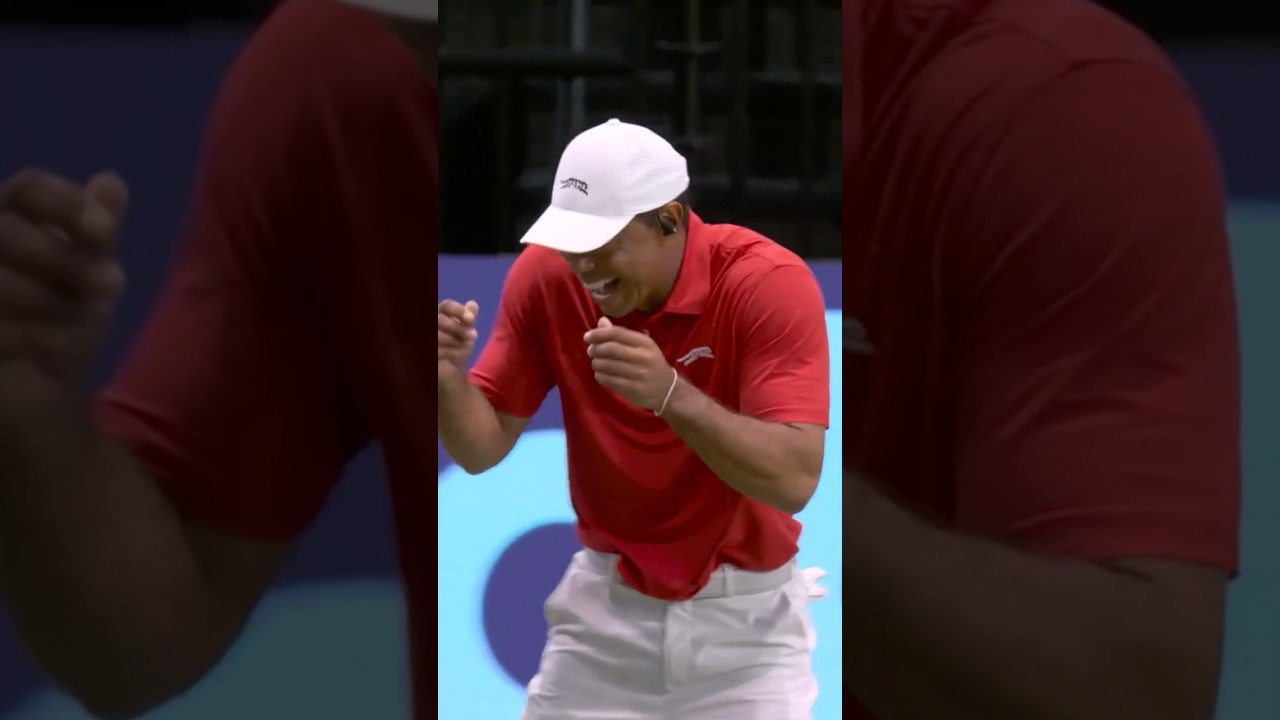 Tiger’s reaction is PRICELESS 😂