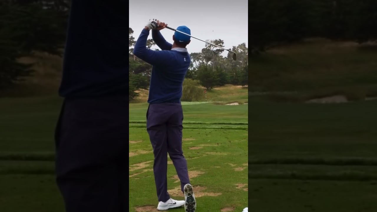 Tiger Woods Wedge Swing