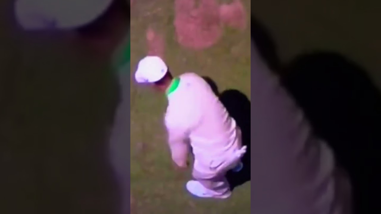 タイガーウッズ アプローチショット 頭上カメラ