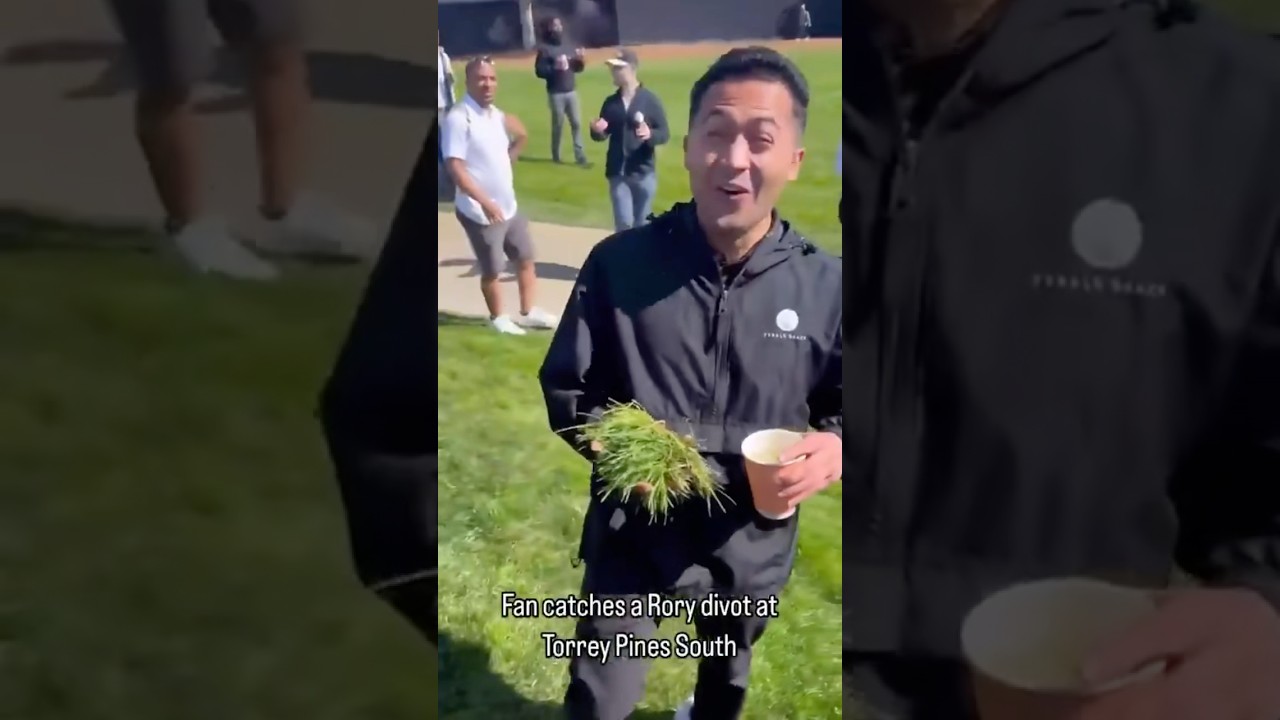 One-of-a-kind souvenir from Rory McIlroy 😱