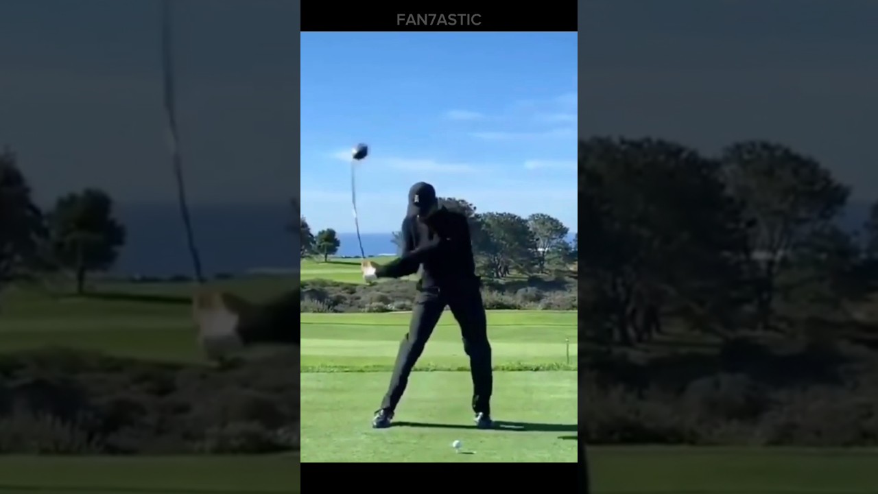 PGA Tiger Woods Golf Driver Swing