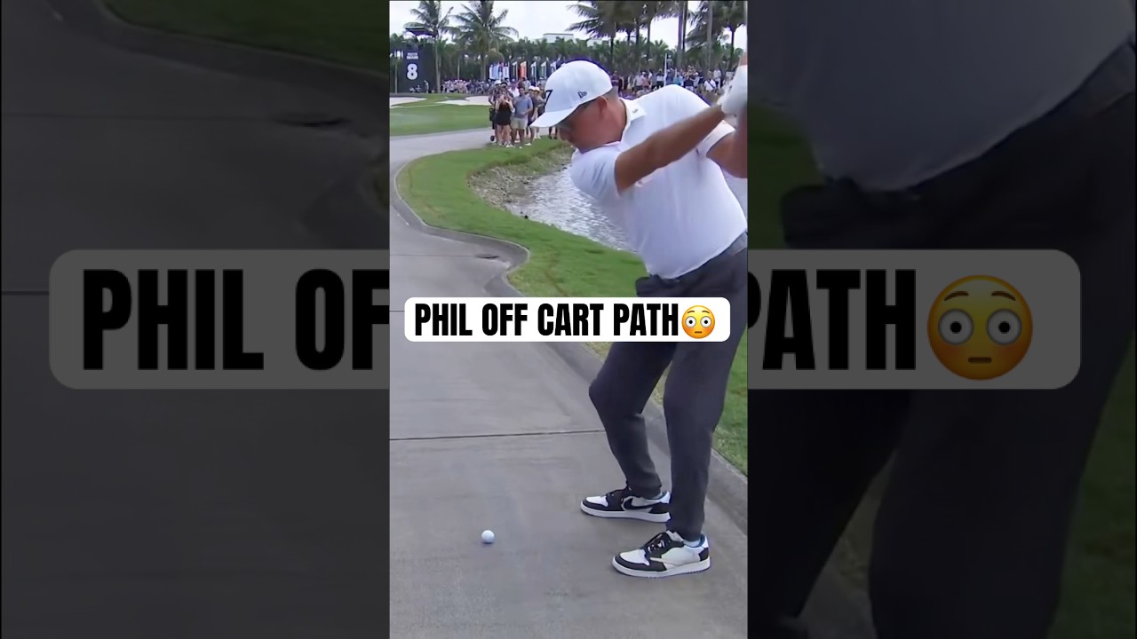 Phil the Thrill is at it again 👀 #golf #LIVGolf