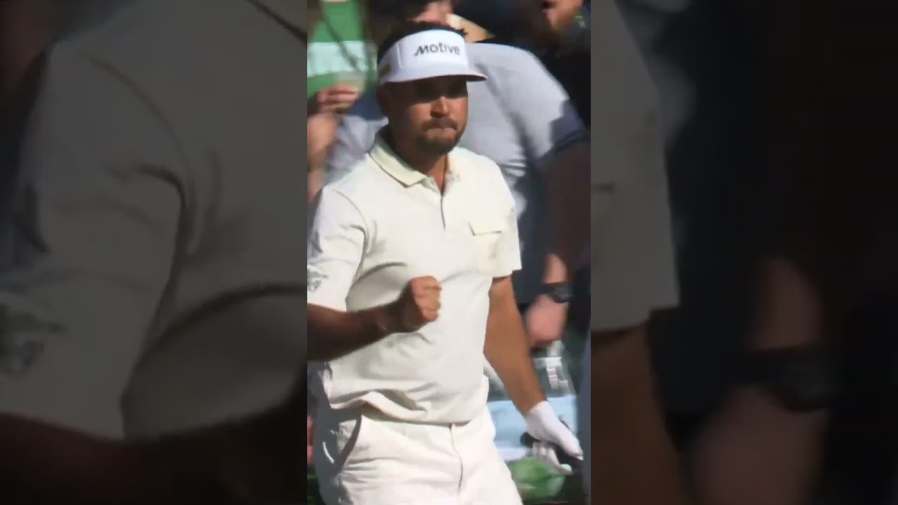 Jason Day chips in on No. 14. #themasters