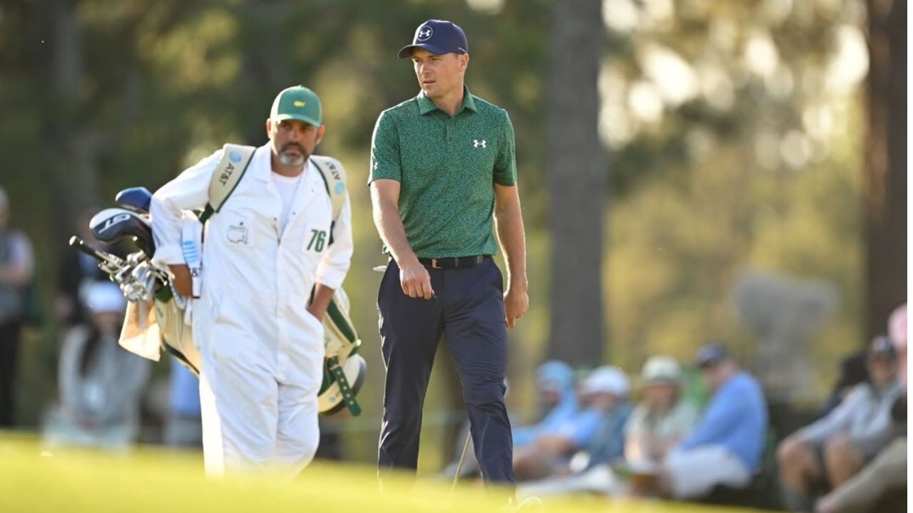 Jordan Spieth scolded by caddie and gives sweary response at the Masters