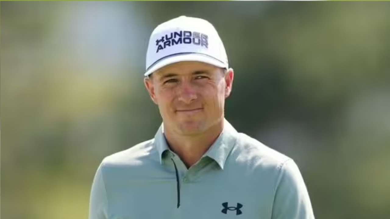 Jordan Spieth hits Masters official in crotch with club and leaves him bent over in pain