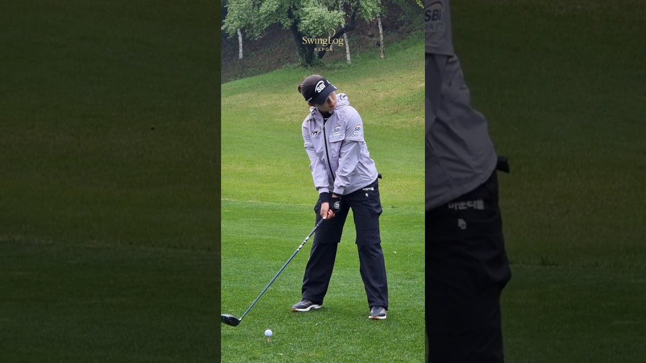 장타 1위 스윙을 눈앞 1m에서 보면 생기는 일