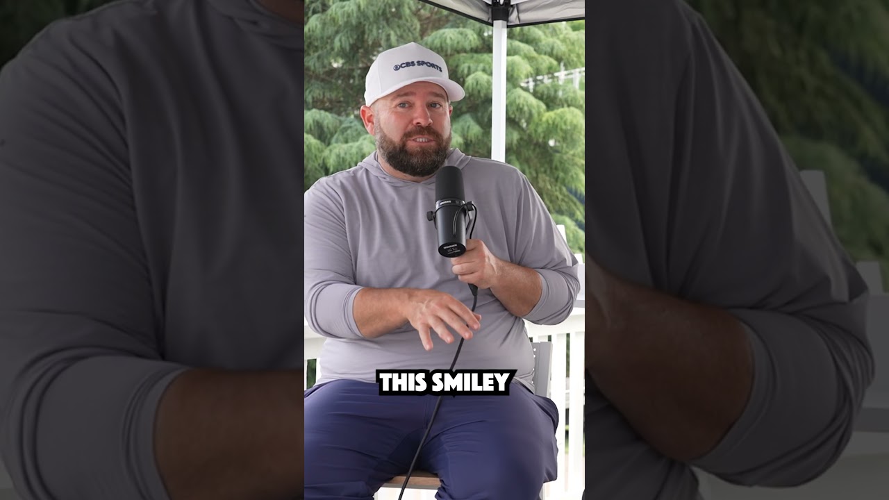 This Jordan  Spieth-Smylie Kaufman moment from the 2016 Masters final round is all-time stuff.