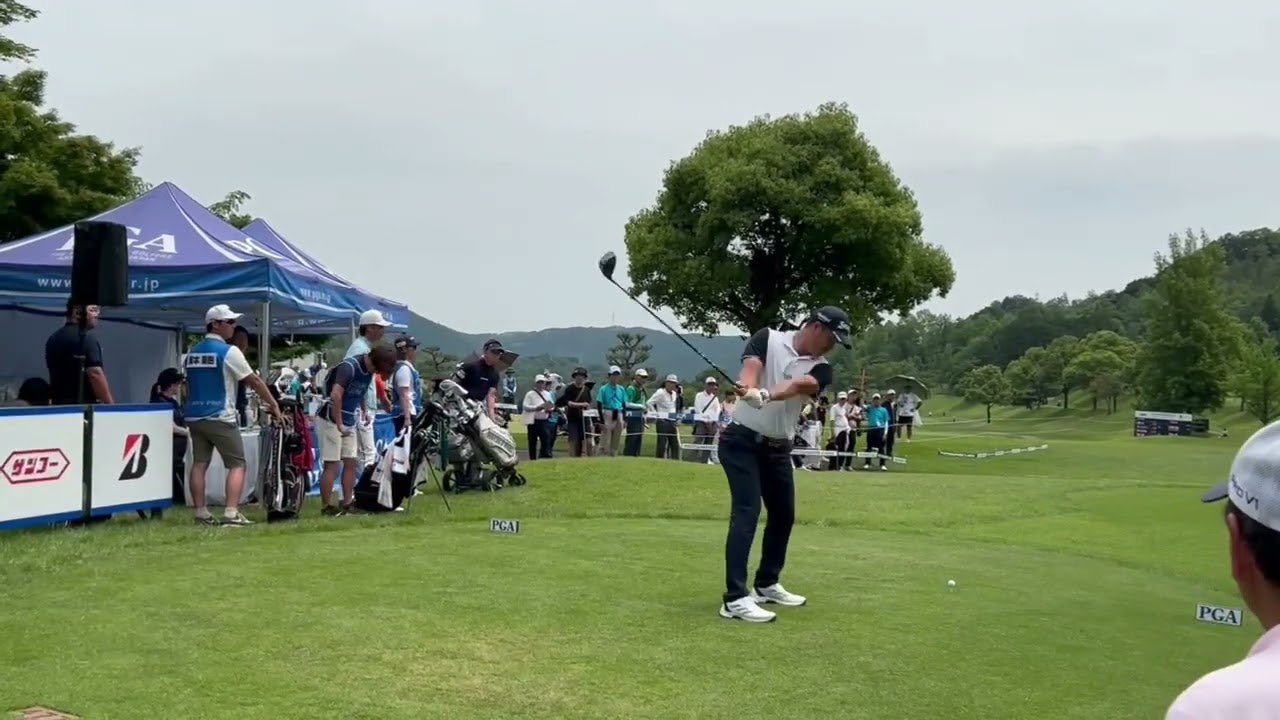 第92回日本プロゴルフ選手権大会2025年5月22日（木）〜 25日（日）三甲ゴルフ倶楽部 谷汲コースOVDGOLF所属　岡本頼樹プロティーオフの様子をご覧ください。