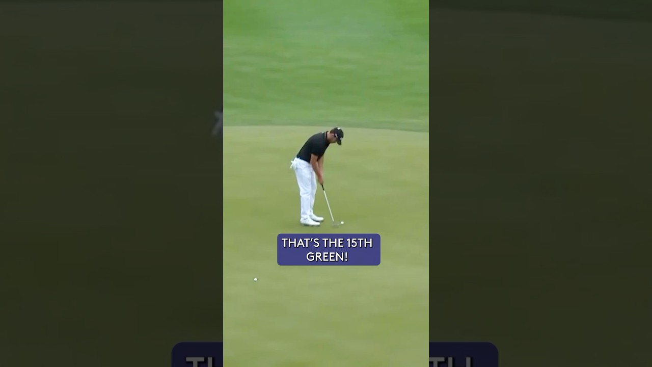 Jordan Spieth drives WRONG green 👀