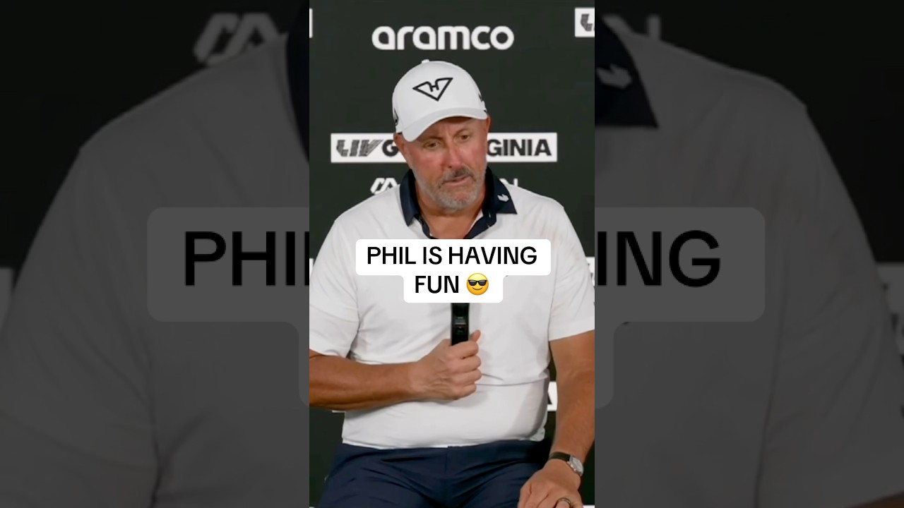 Phil is enjoying himself out there 🙌 #golf #LIVGolf