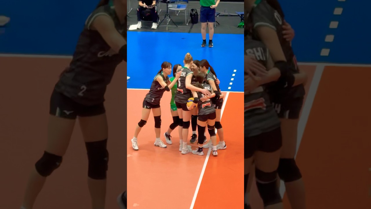 田中瑞稀がポイントを獲得 #shorts #vleague #nippon #japanvolleyball #breakingnews #女排  #womenvolleyball #排球