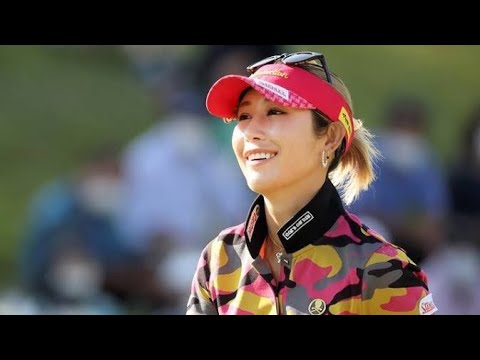 キンクミ」金田久美子、吉本姉妹との仲良し3ショット公開✨ ゴルフ界の美女たちが魅せた夏のオフショット📸