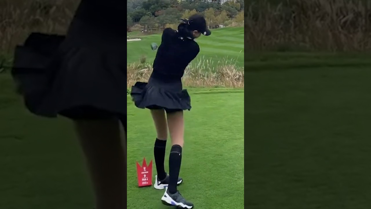 백스윙.다운스윙.임팩트 이후까지 시선은 끝까지 볼을 주시.안신애프로_줌인스포츠TV#한국#대한민국#여자#프로#선수#KLPGA#미녀#미인#골퍼#골프#드라이버#슬로우모션#티샷#스윙#레슨