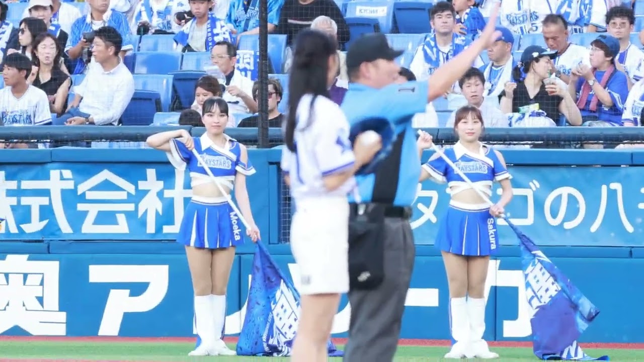 250808ハマスタ始球式　女子プロゴルファー鈴木愛佳子さん　ノーバンならず