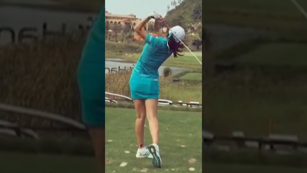 원피스인가요? 투피스인가요? 너무 예뻐요.안신애프로_줌인스포츠TV #한국#대한민국#여자#프로#선수#KLPGA#미녀#미인#골퍼#골프#드라이버#슬로우모션#티샷#스윙#레슨