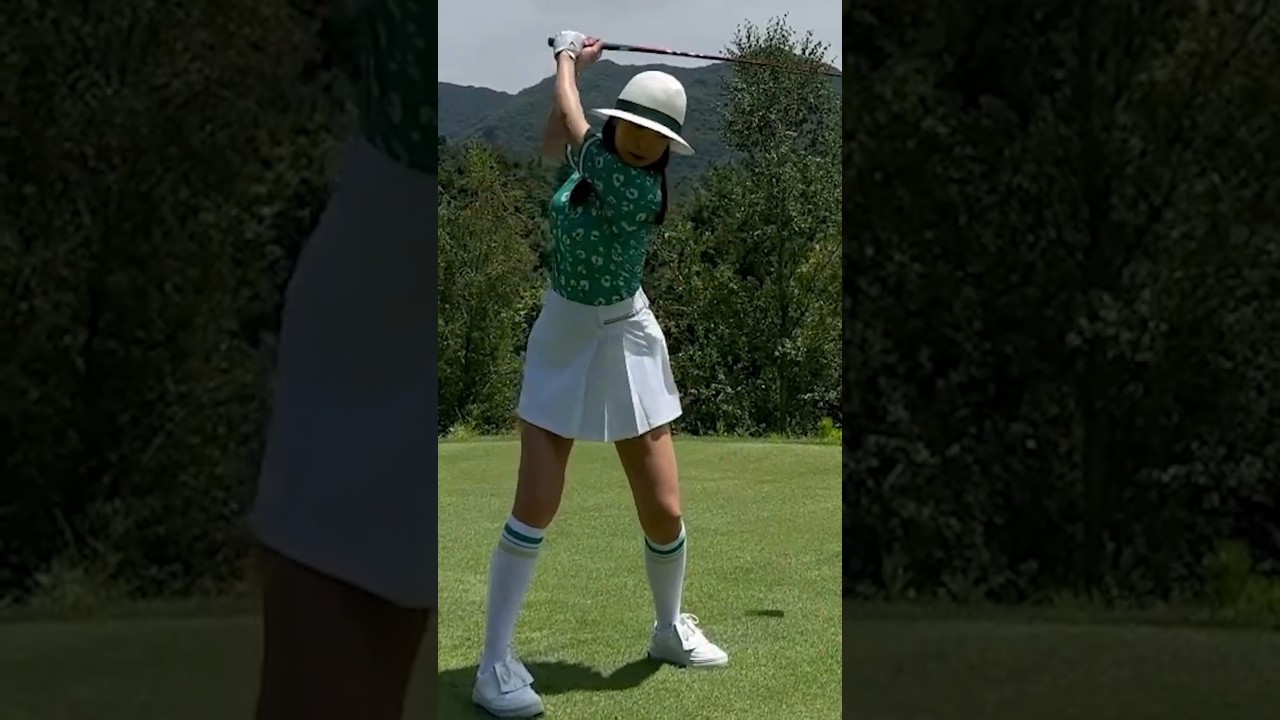 백스윙 탑이 저렇게까지 넘어갈 수 있나요? 안신애프로_줌인스포츠TV #한국#대한민국#여자#프로#선수#KLPGA#미녀#미인#골퍼#골프#드라이버#슬로우모션#티샷#스윙#레슨