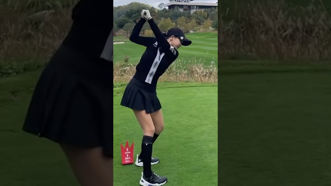 바디턴과 힙턴이 부드럽게 이어지는 안신애프로 티샷_줌인스포츠TV #한국#대한민국#여자#프로#선수#KLPGA#미녀#미인#골퍼#골프#드라이버#슬로우모션#티샷#스윙#레슨