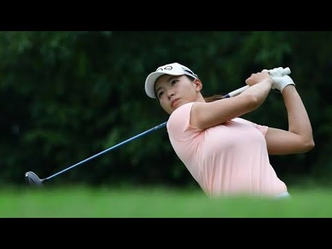 米女子ゴルフ下部ツアーで原英莉花が悲願の初優勝　黄金世代の絆が生んだ快挙