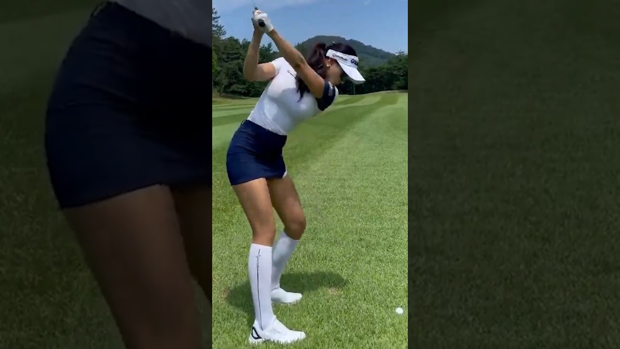 몸매 관리 비법이 궁금.흠잡을곳 없는 퍼팩트한 스윙 유현주프로 아이언샷 스윙 #KLPGA#미녀#Beauty#골퍼#golfshorts#골프쇼츠#golf#골프#swing#스윙_여행사랑