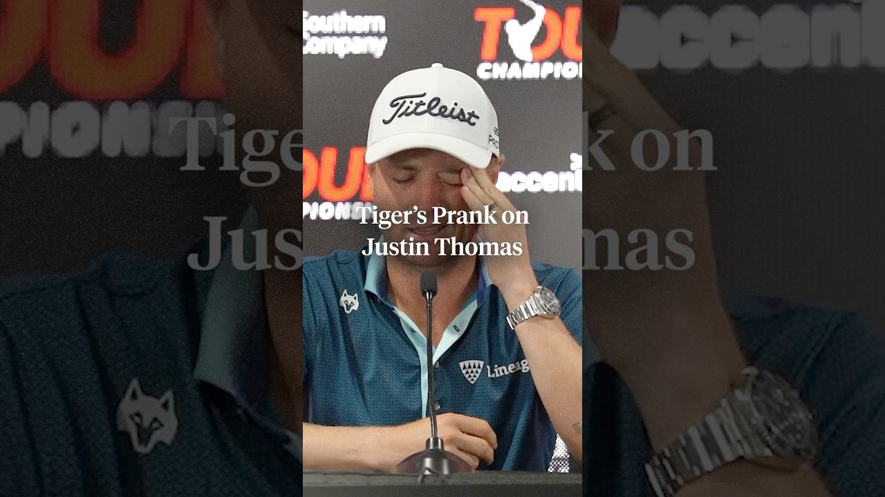 Tiger calling JT while wearing the green jacket is an all-timer 😂